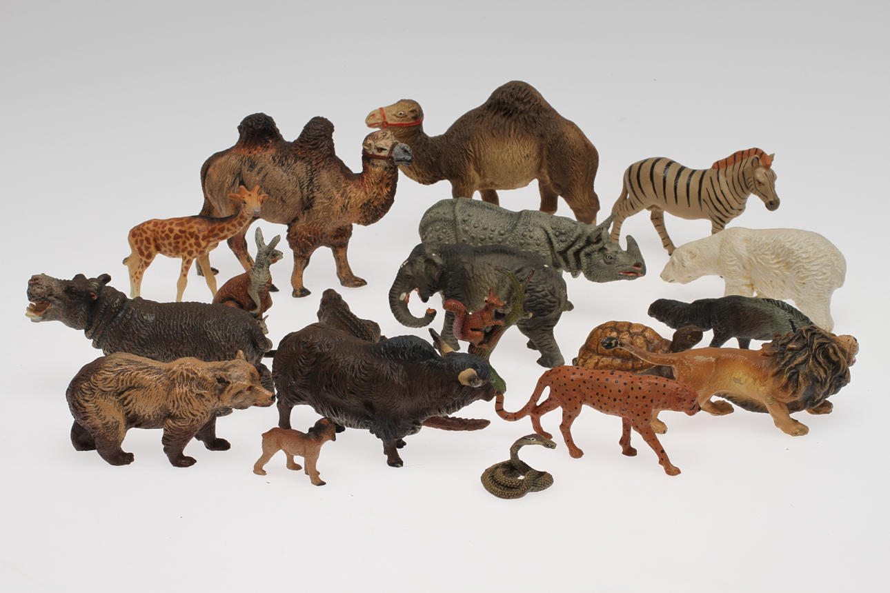 ELASTOLIN och LINEOL DJUR och WESTERNFIGURER.