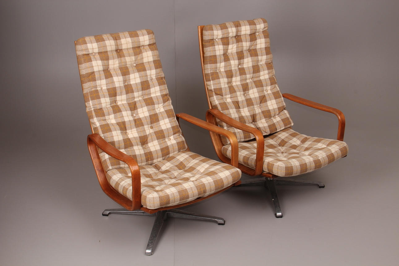 SNURRFÅTÖLJER, 2 st. Alf Svensson, Källmo.