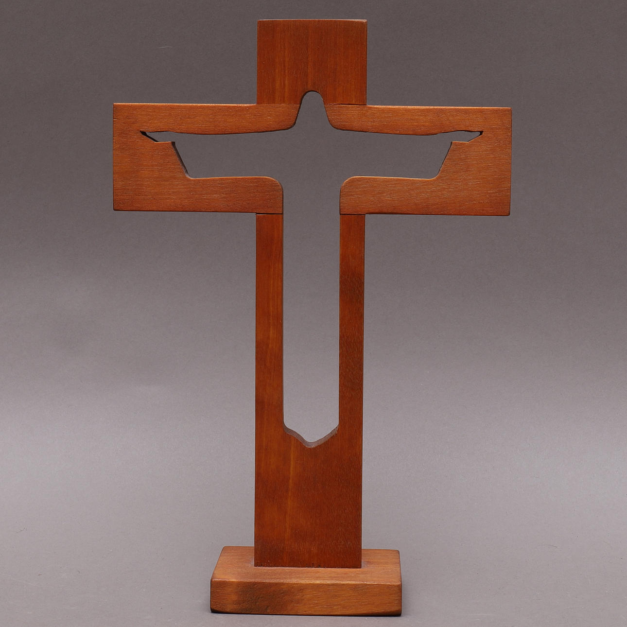 VICTORY CROSS, teak, Leif Tollefsen, Malmö, signed.