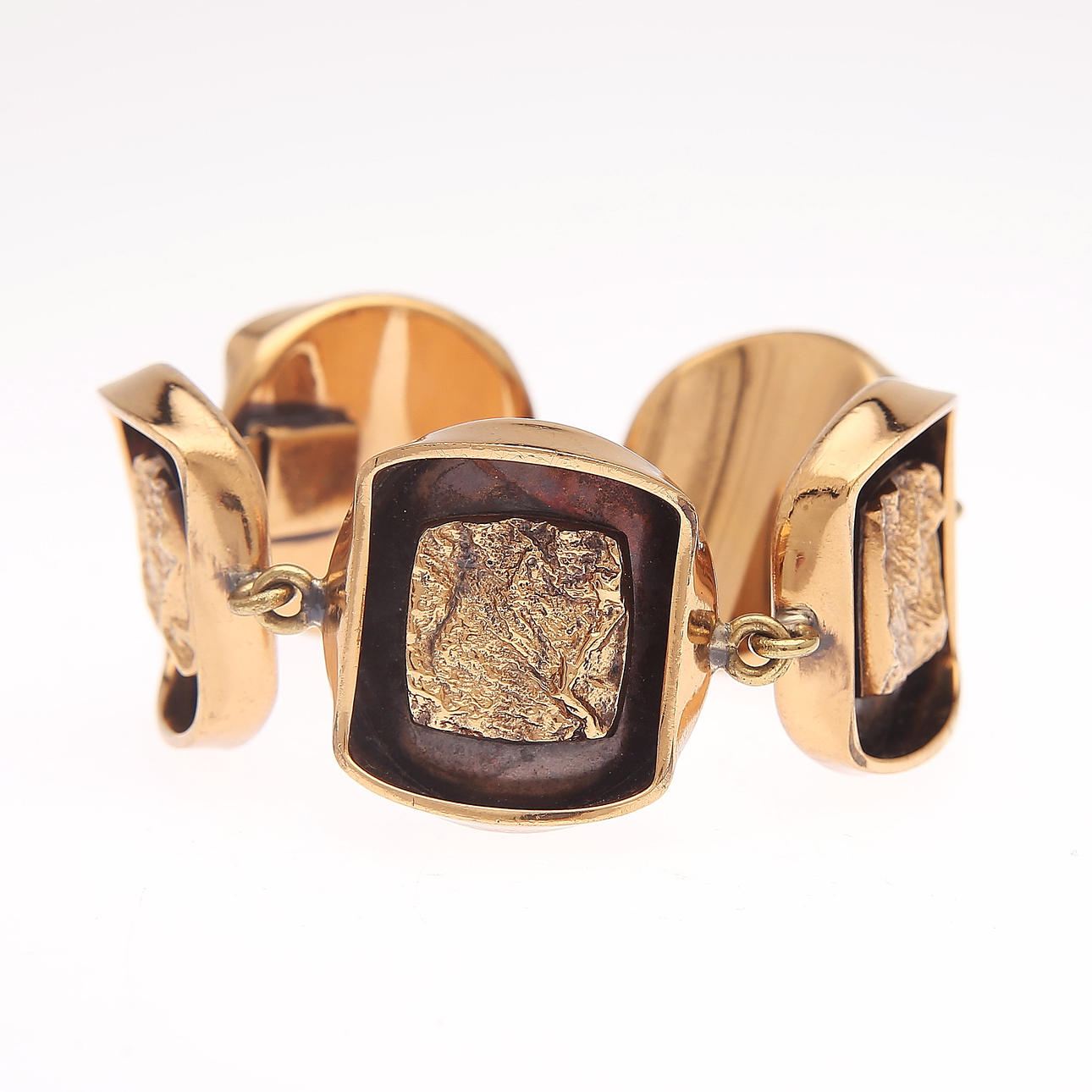 K E PALMBERG. Armband, Alton, signerat.