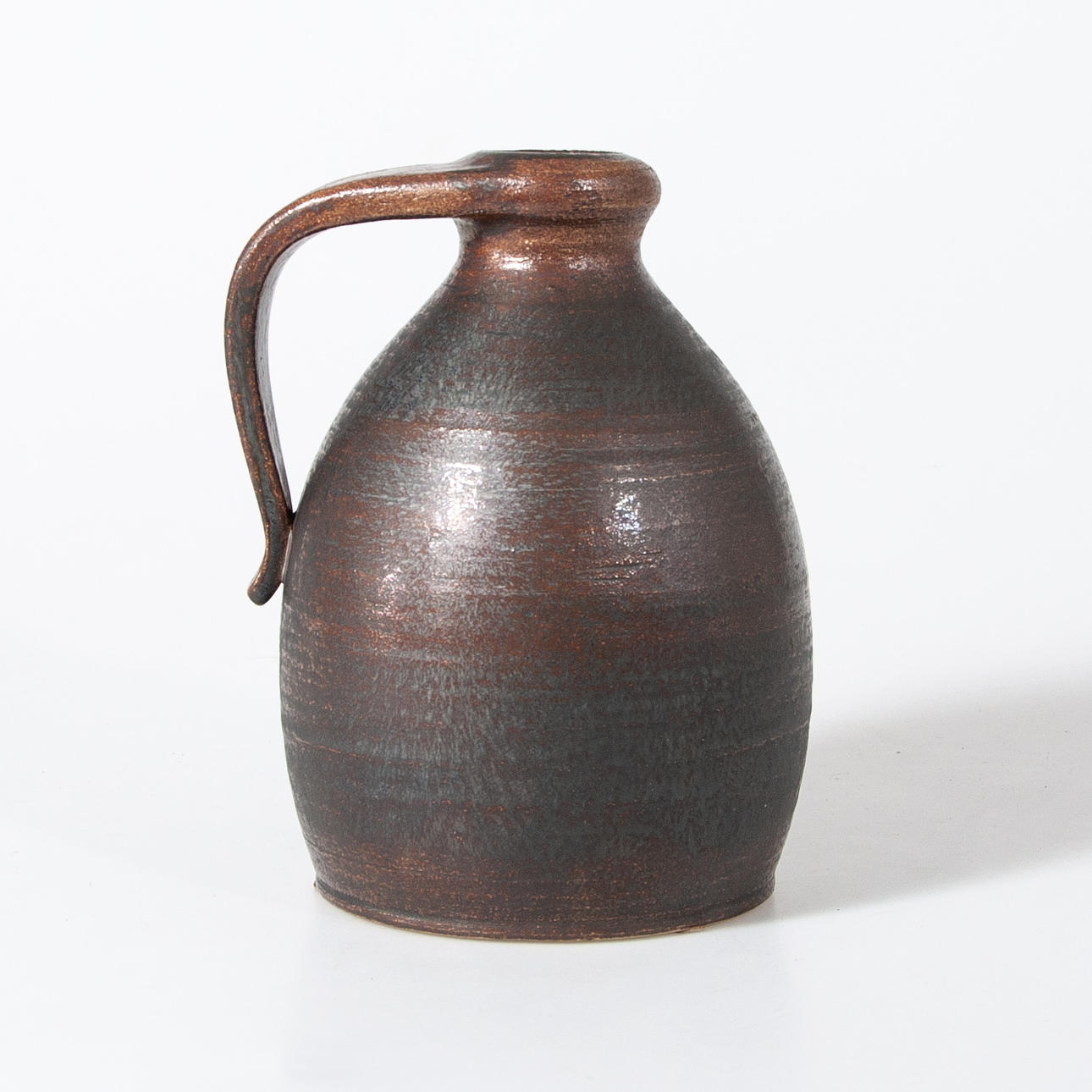 VASE/BOTTLE. With handle, Törngren ceramics.
