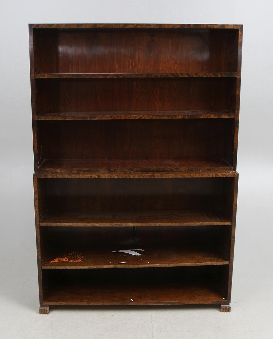 BOKHYLLA, 1900-talets första hälft.