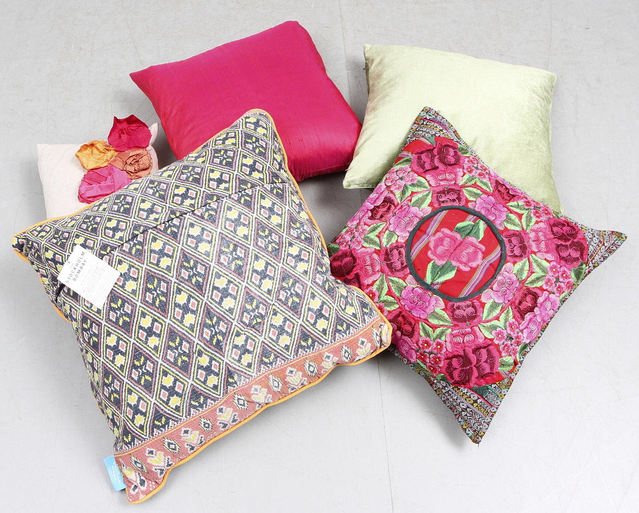 KUDDAR, 5 st, Stockholm Bombay samt Mimou.