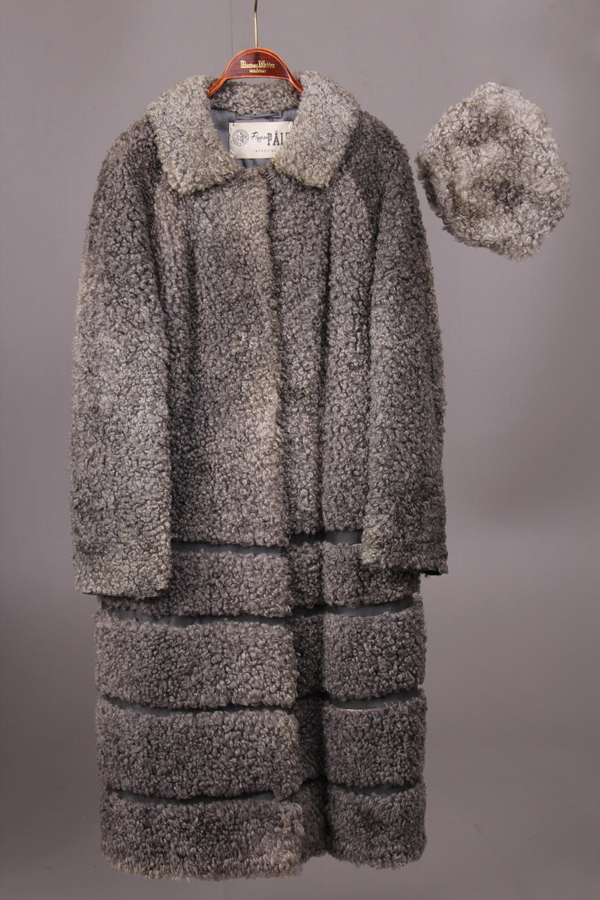 PÄLS, fårskinn, Flygares päls, Nyköping.