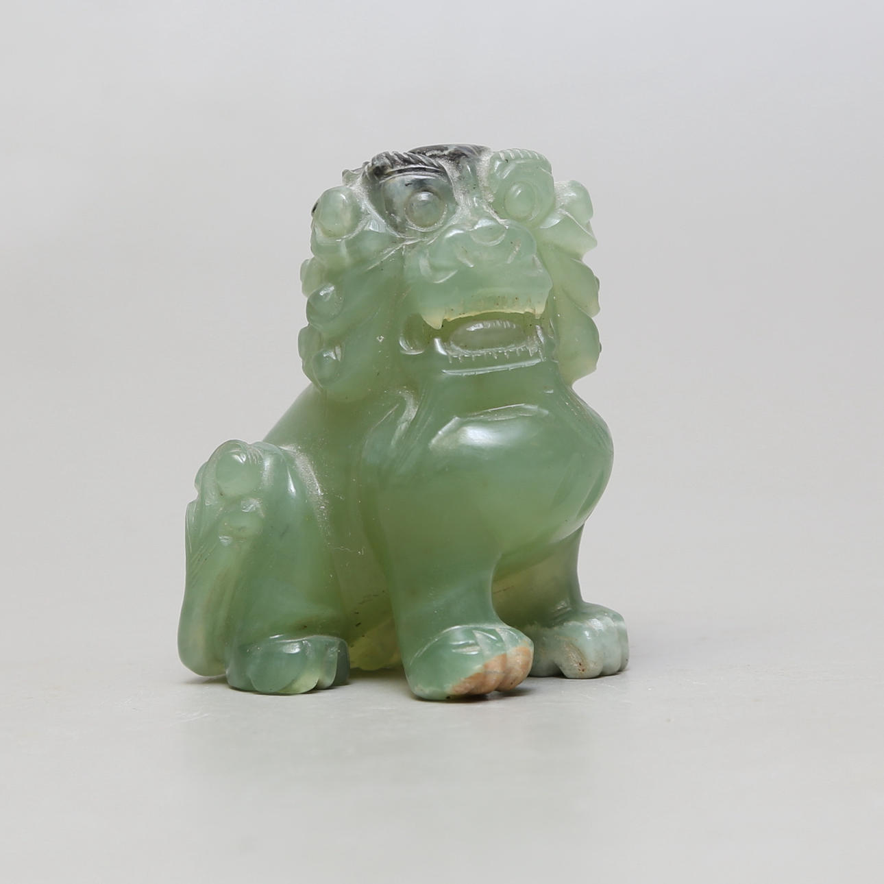 LEJON, jade, Kina, total vikt 390g.