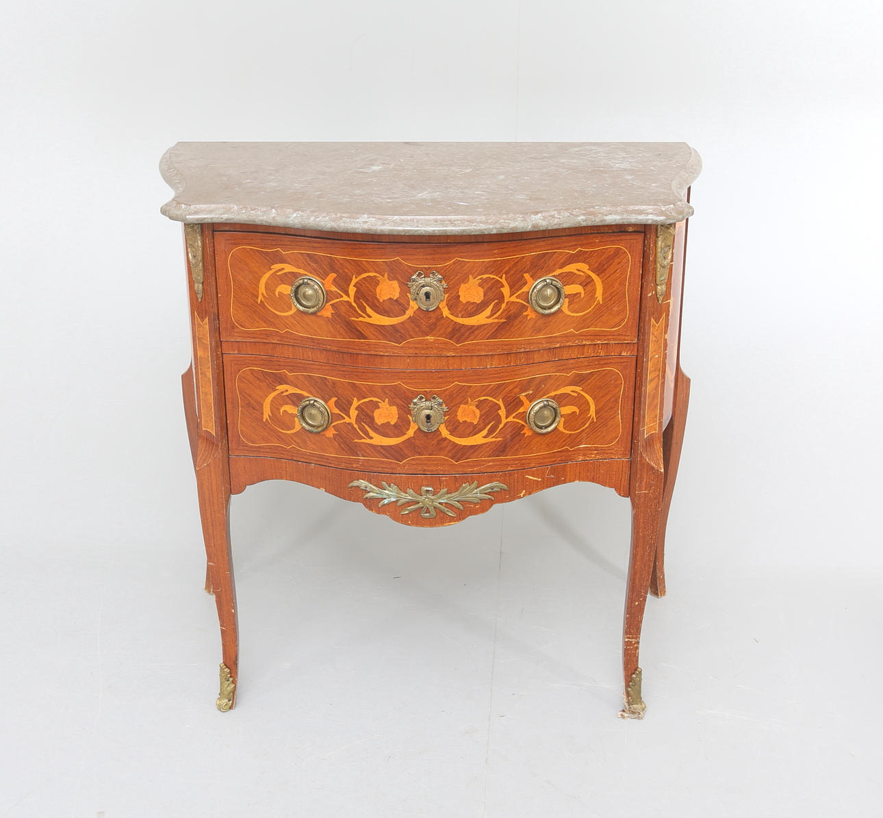 BYRÅ, rokokostil 1950-tal.