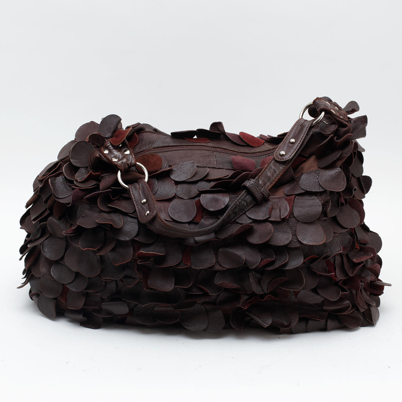 BAG, Ceannis.