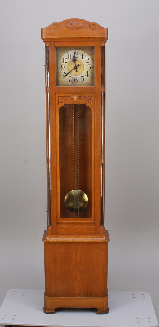 GOLVUR, troligen Gustav Becker, 1900-talets första hälft.