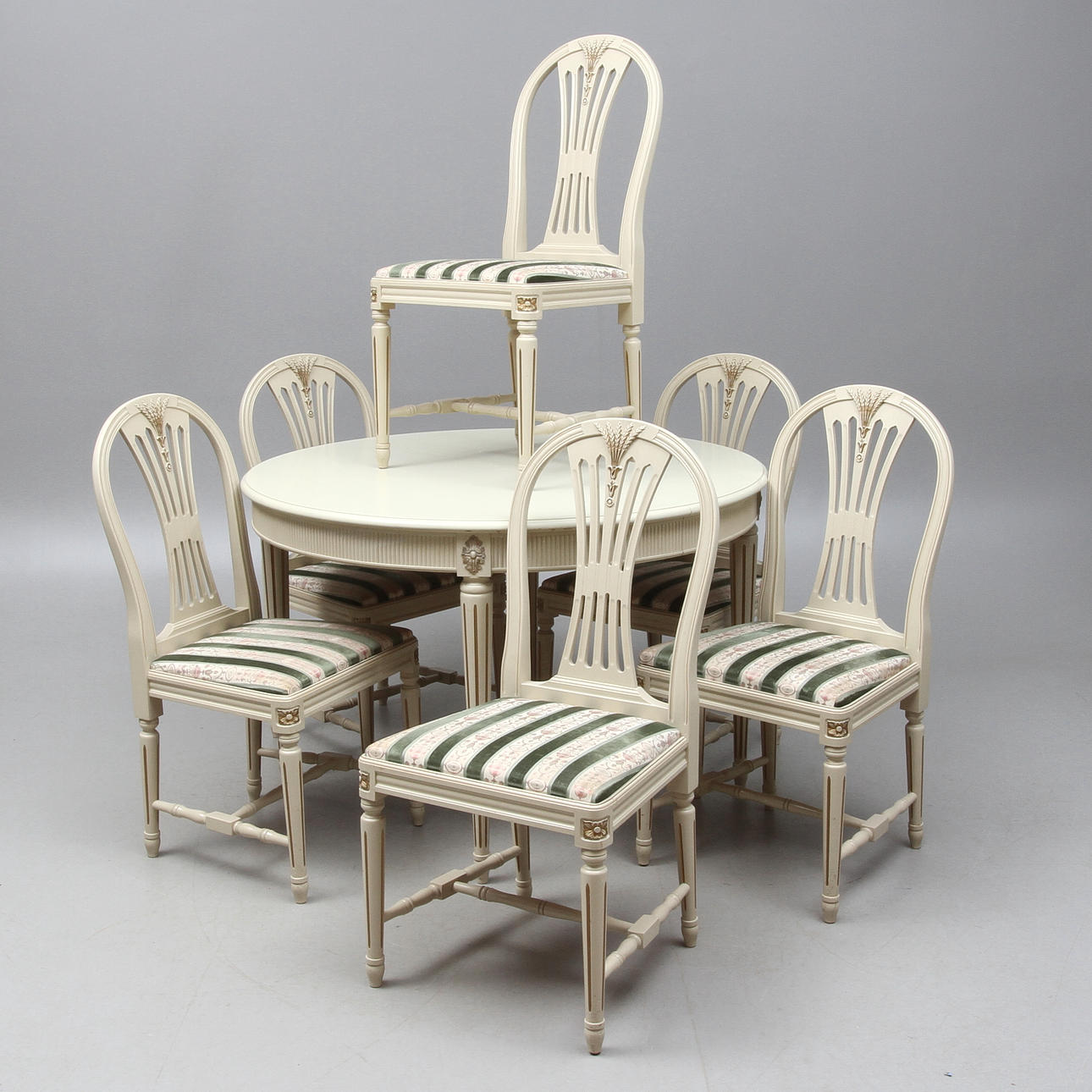 MATSALSGRUPP, 7 delar, gustaviansk stil, 1900-tal.