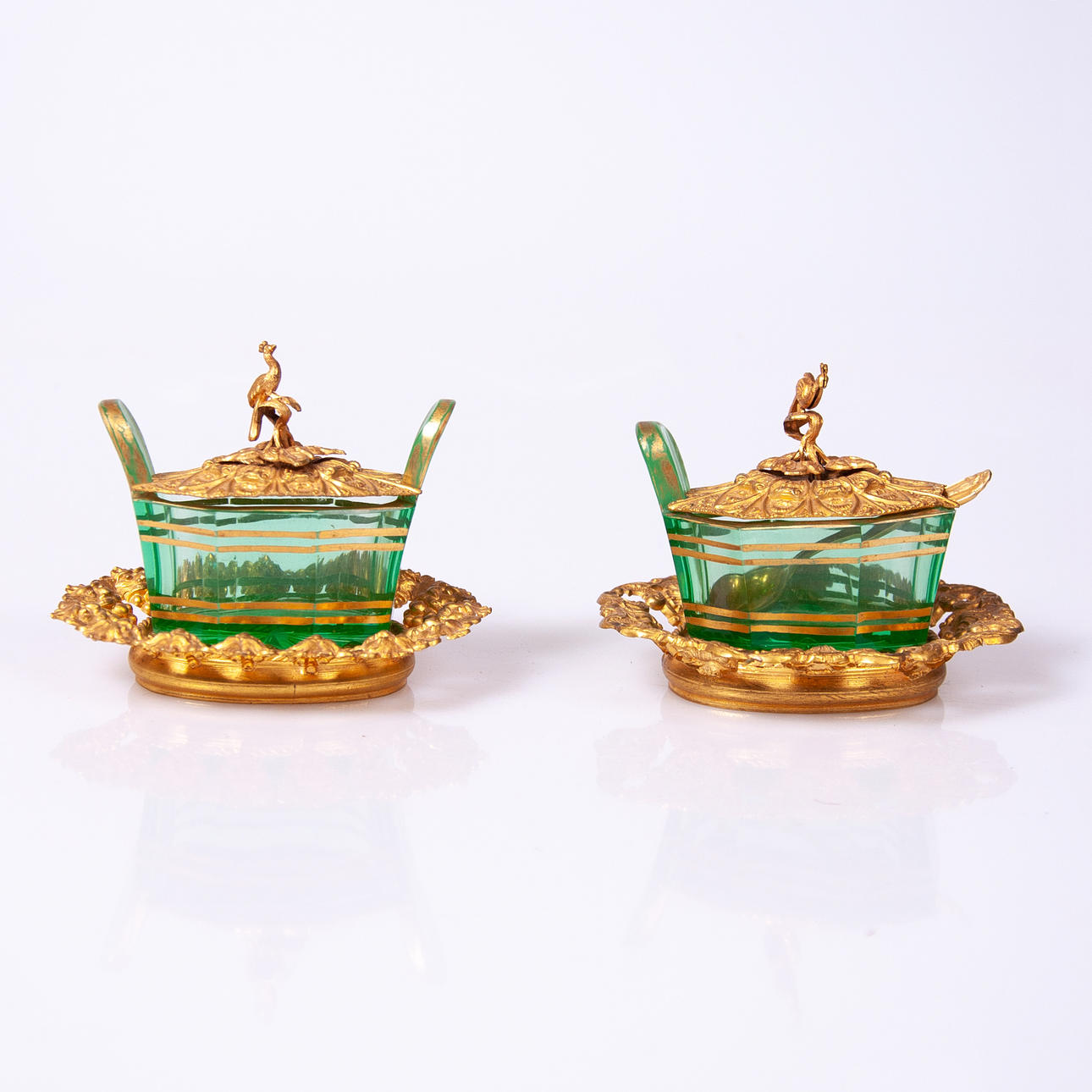 SALTKAR. 3 delar, mässing och glas.