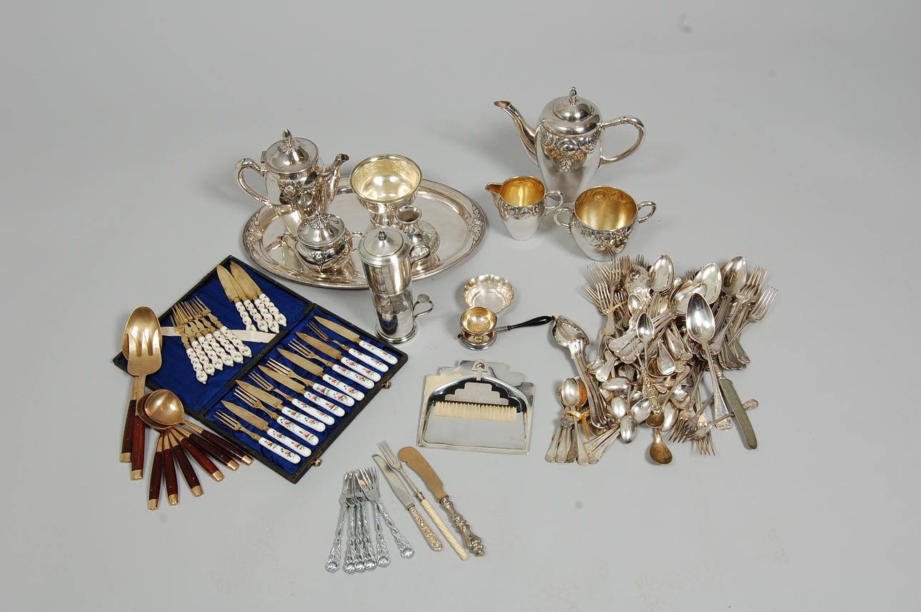 PARTI NYSILVER Bl a 2 st Kaffeserviser.