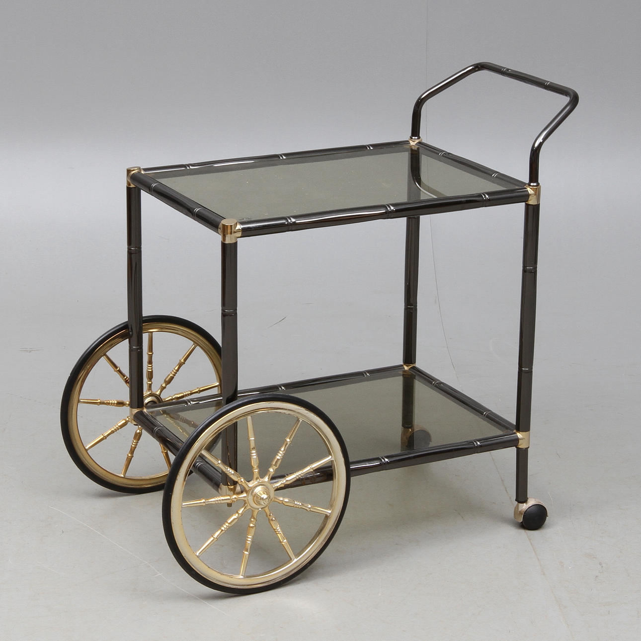 SERVERINGSVAGN, 1900-talets andra hälft.
