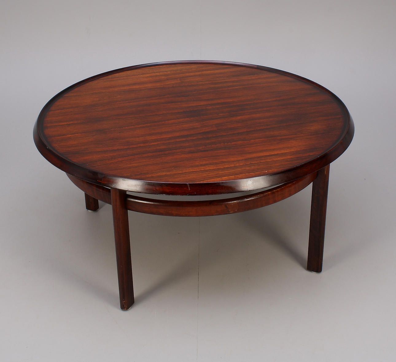 SOFFBORD, Torbjörn Afdal, Haug Sniekkeri, Bruksbo, Norge, 1960-tal.