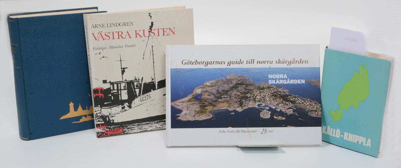 Böcker om Göteborgs skärgård. 4 Volymer.