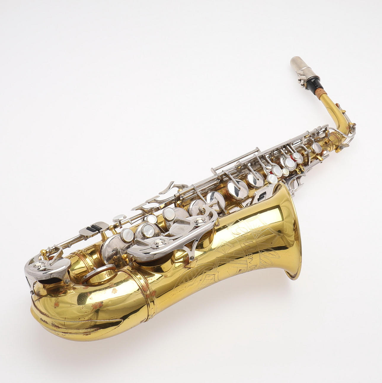 ALTO SAKSOFONI, "GOLDEN VOX", Itä-Saksa.