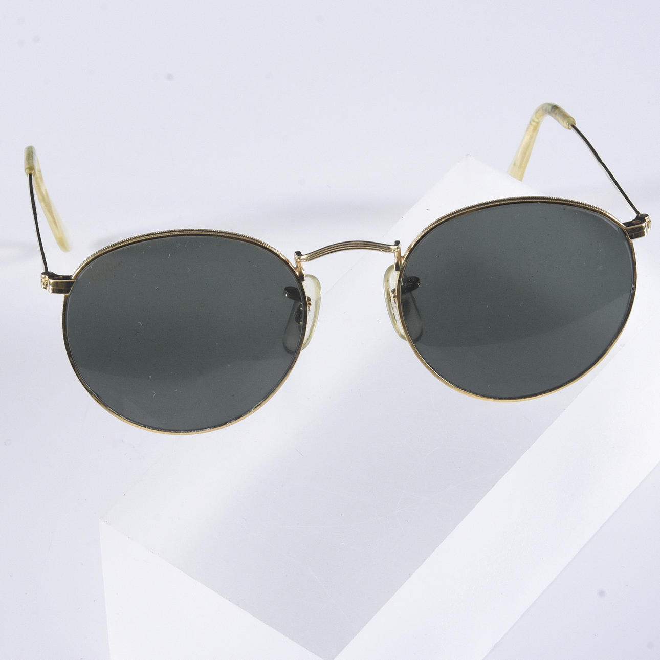 SOLGLASÖGON, Ray-Ban.