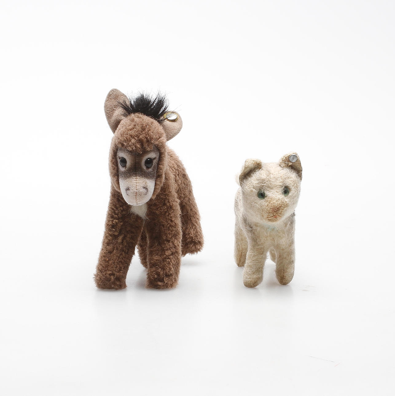 LEKSAKER, 2 st, Steiff, Tyskland, 1900-talets första hälft.