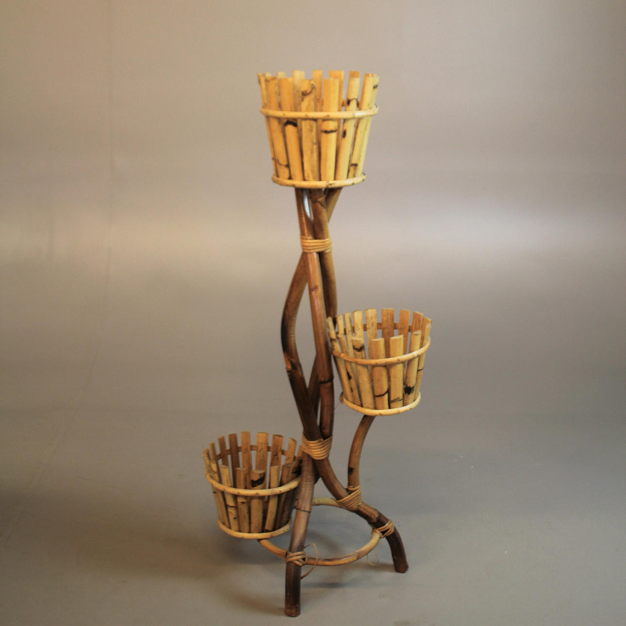 PIEDESTAL för 3 växter, rotting/bambo.