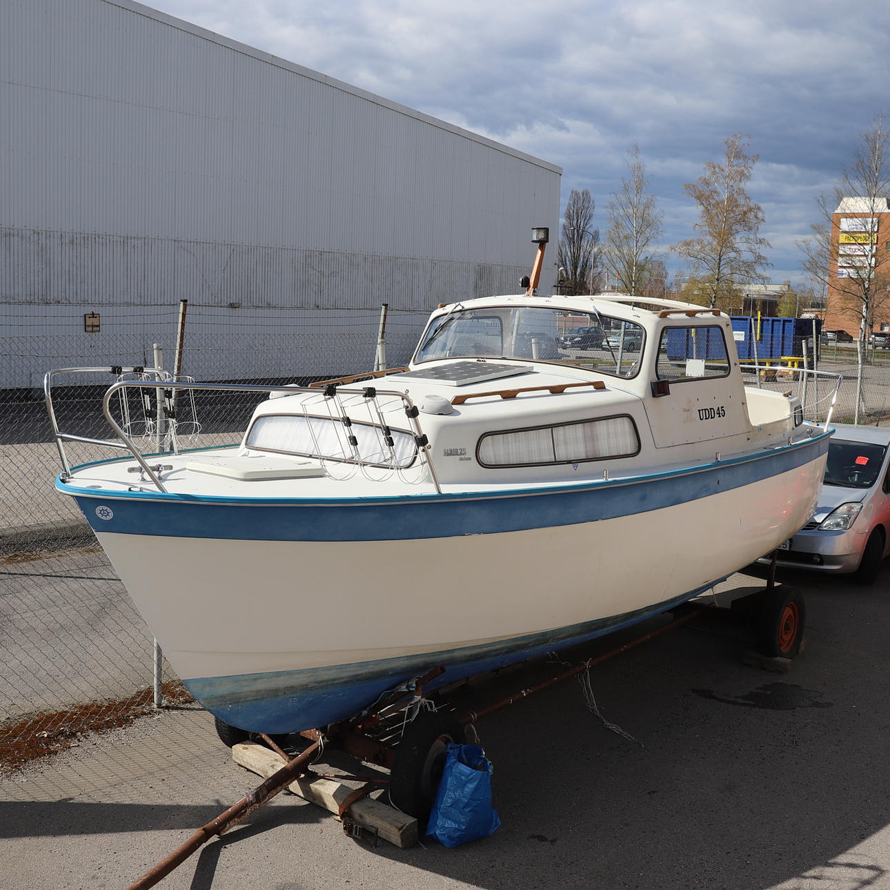 VENE - Albin 25 de luxe.