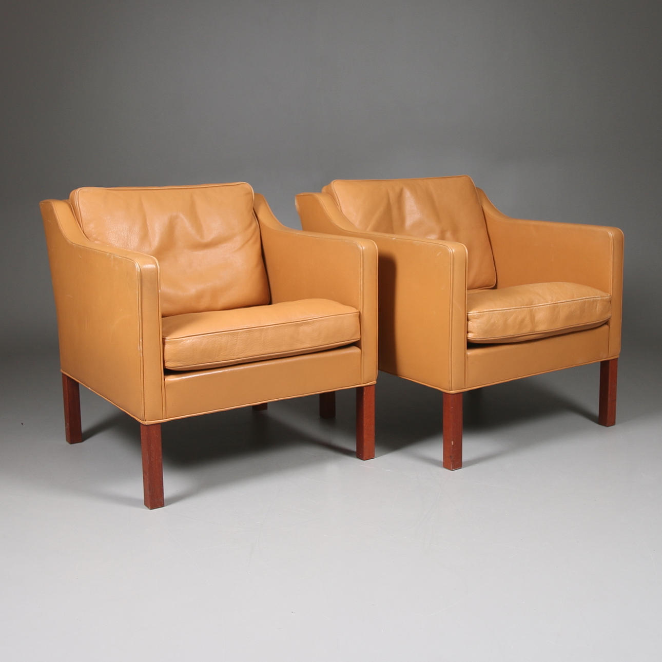 FÅTÖLJER, ett par, nr. "2207", Börge Mogensen, Fredericia stolefabrik, Danmark, 1900-talets slut.