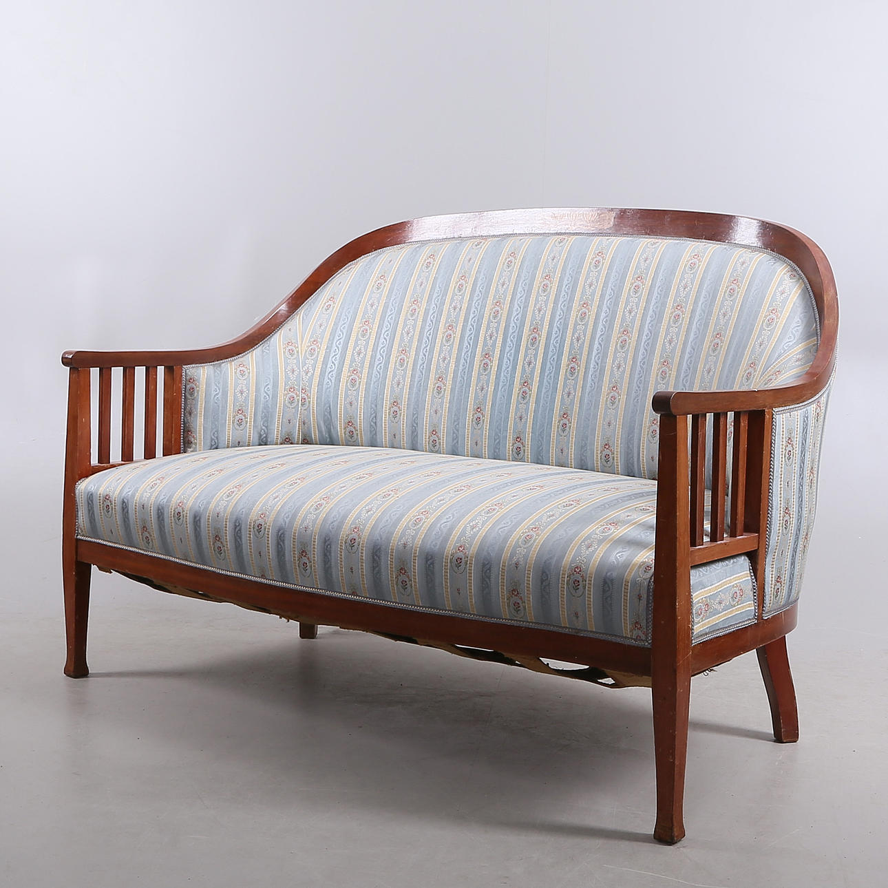 SOFFA, jugend, 1900-tal.