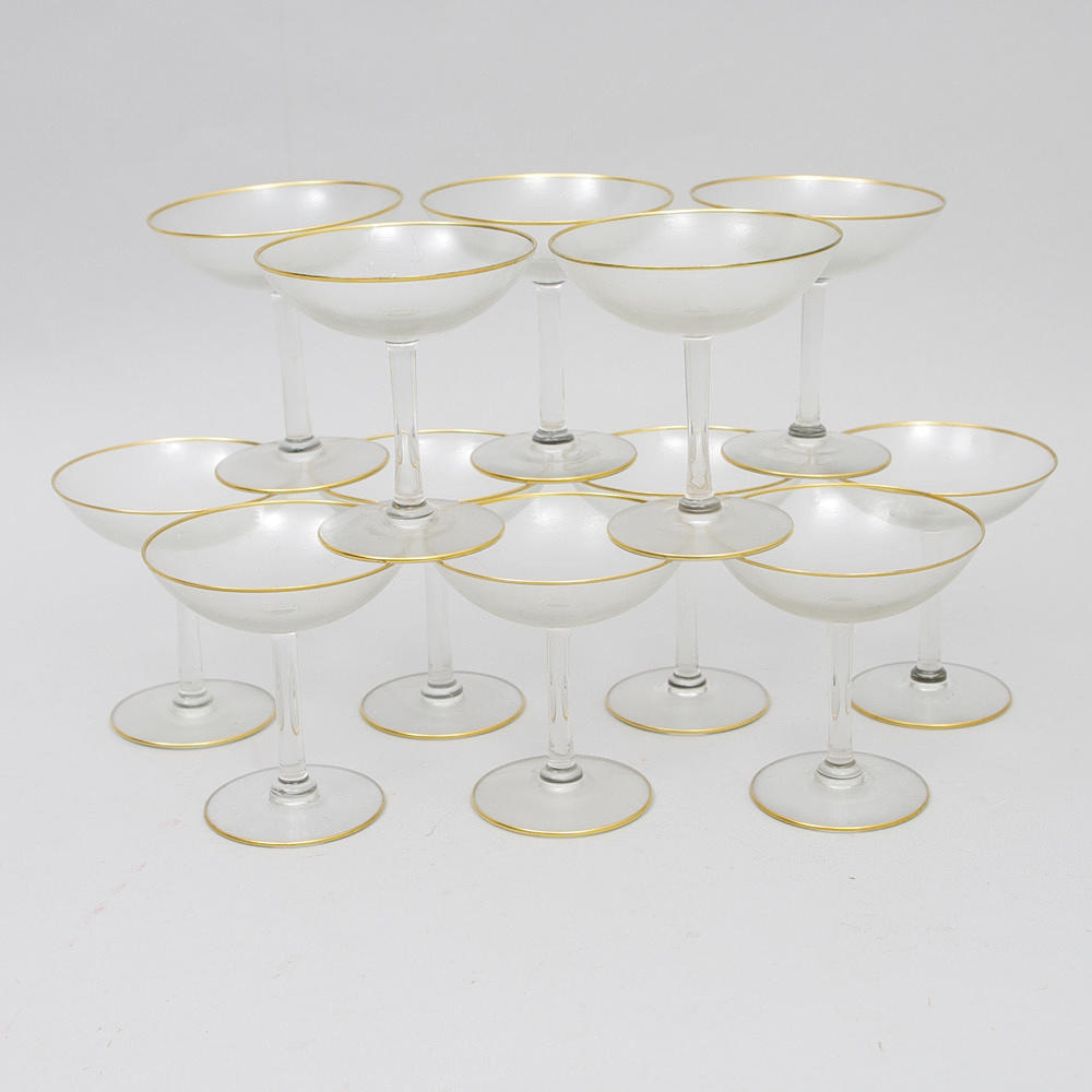 LIKÖRGLAS, 12 stycken, glas med förgylld kant, 1900-talets mitt.