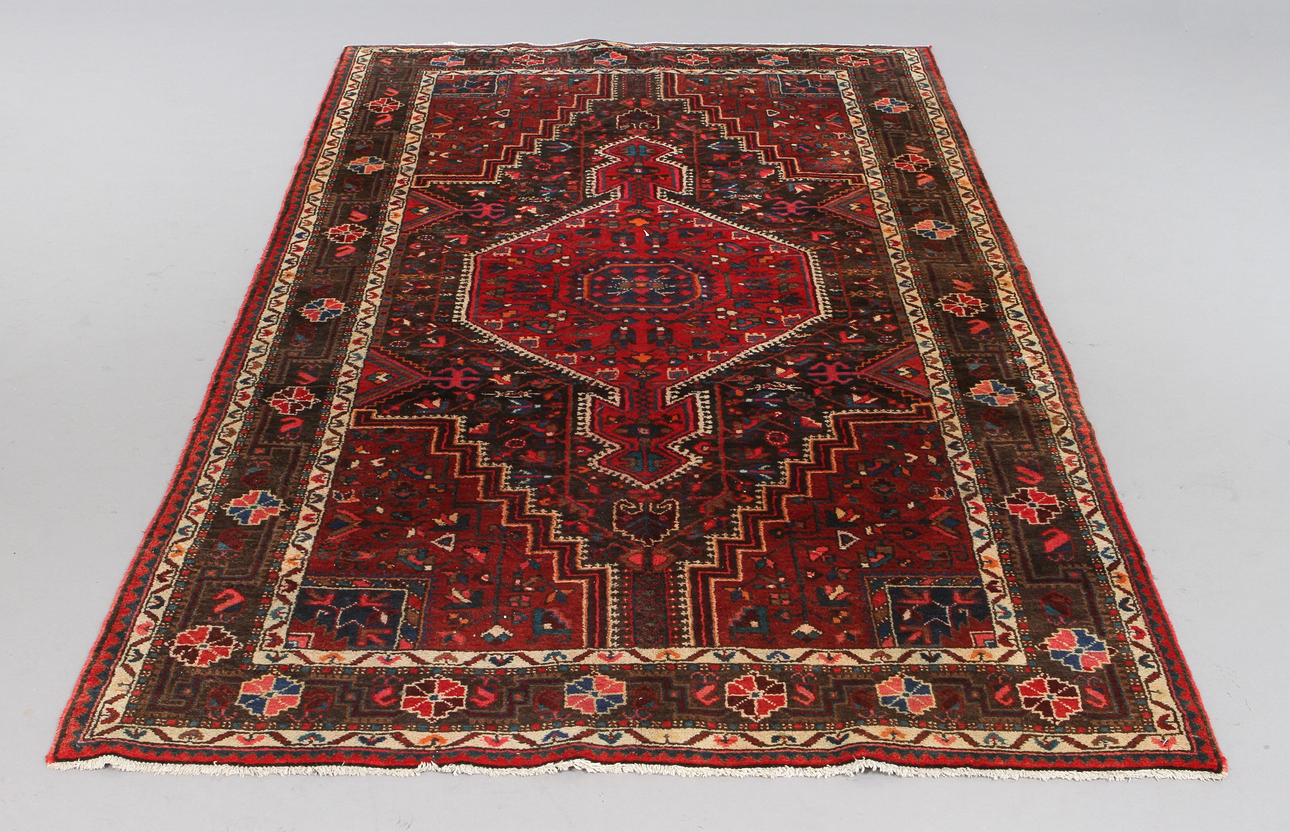 MATTA, Tuserkan, Persien, 320x172 cm.