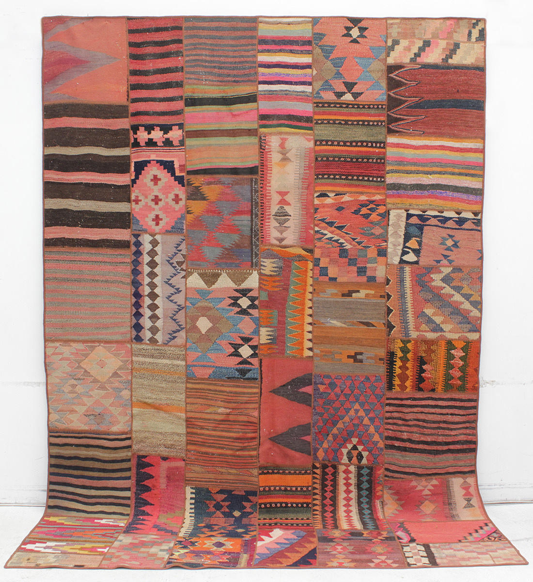 MATTA, Patchwork, Kelim, 345 x 250 cm.