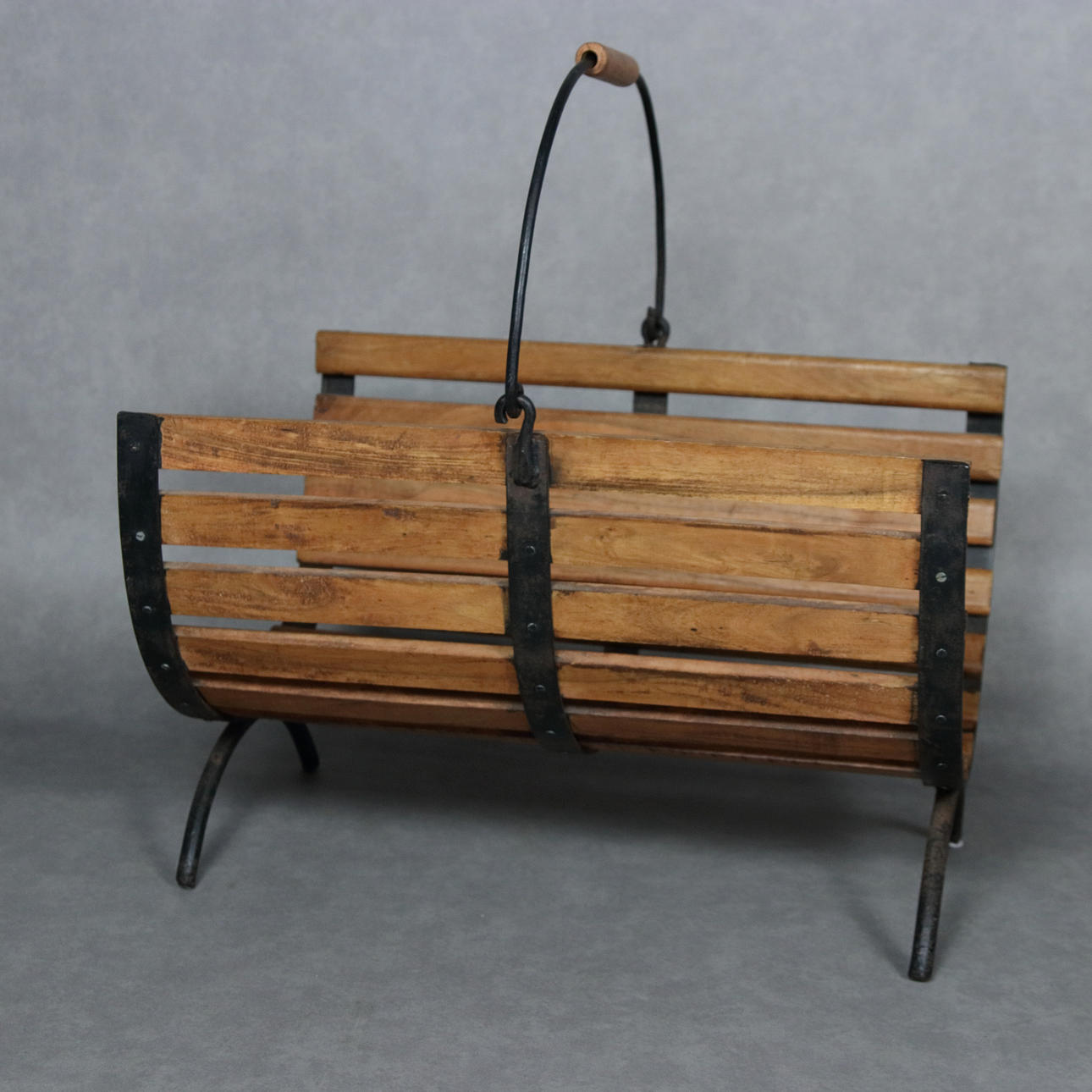 VEDKORG, trä/smide, 1900-tal.