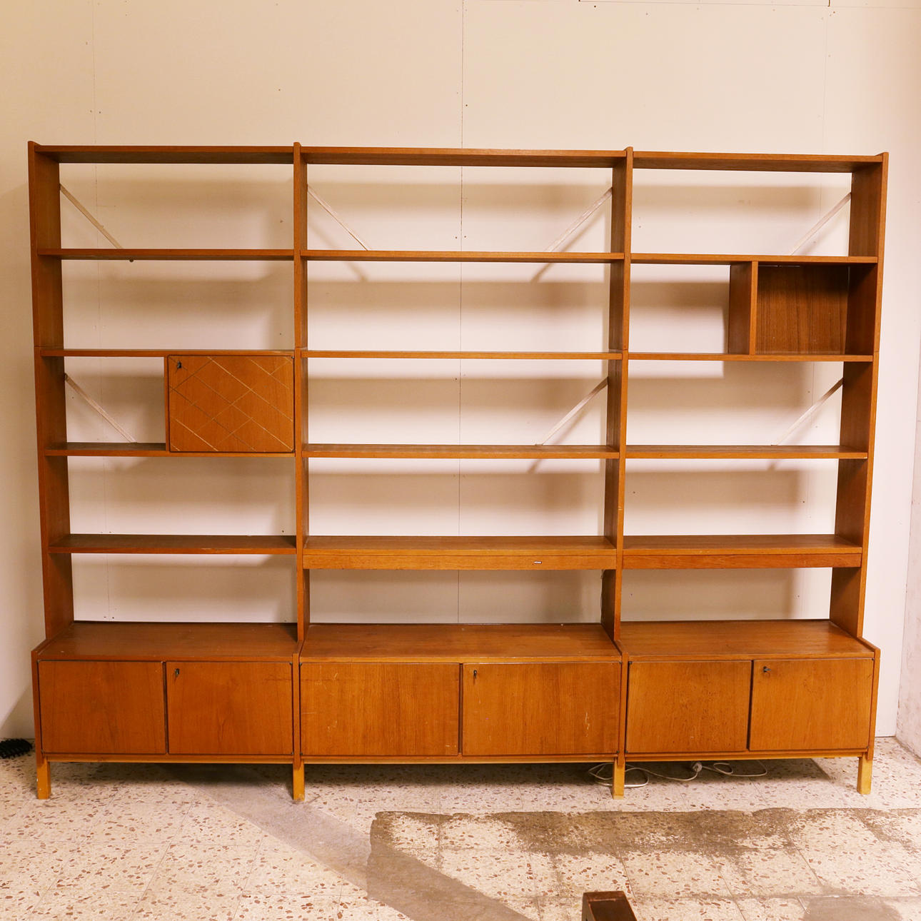 BOKHYLLA, teak, 3 sektioner, 1950/60-tal.