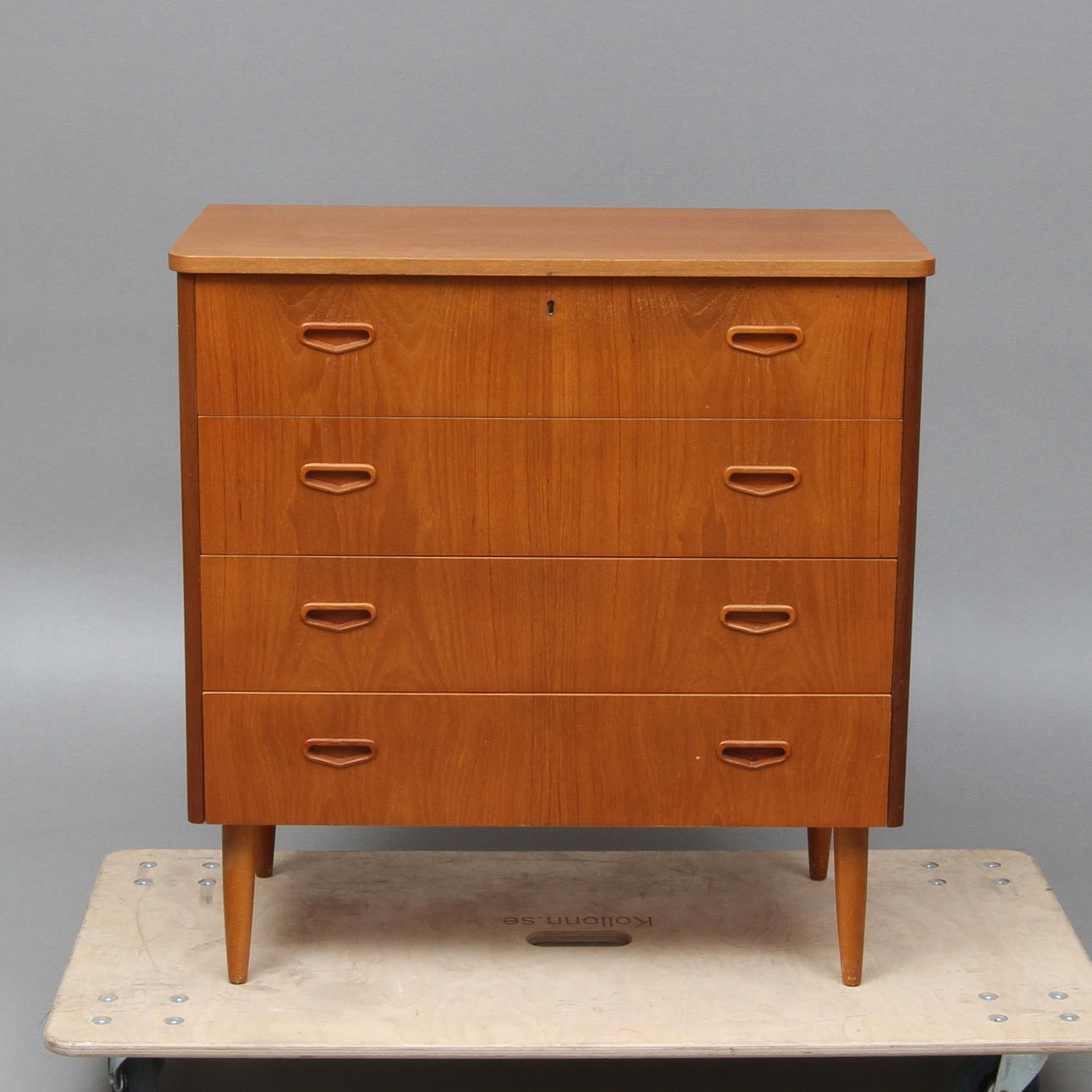 BYRÅ, teak, 1950/60-tal.