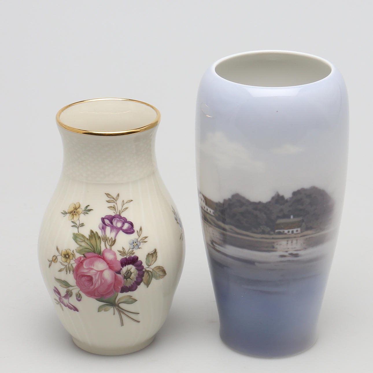 VASER, 2 st, Royal Chopenhagen.