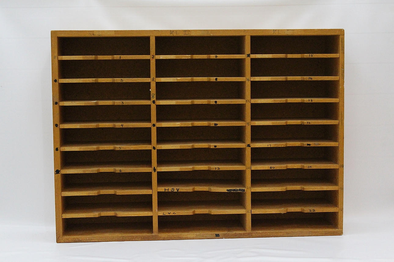 POSTFACKSKÅP 1900-talets mitt.