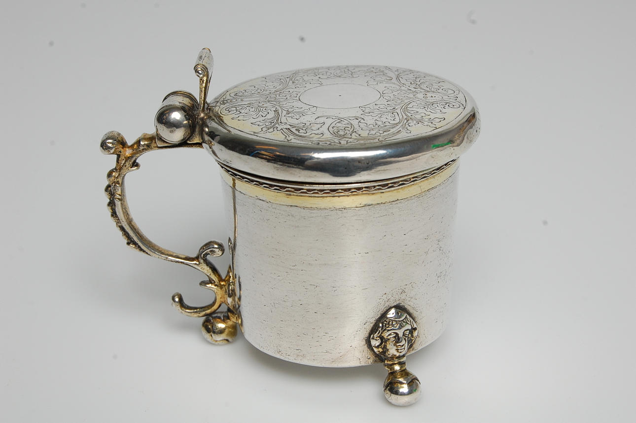 MINIATYRDRYCKESKANNA, barock, silver, Anders Wibeck, ( Verksam Borås 1702-1727 ).