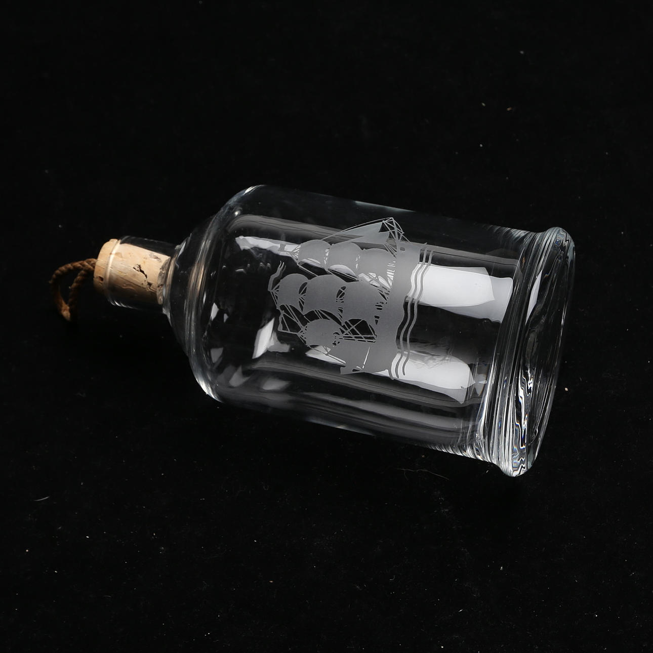 FLASKA, GLAS, 7 delar, 1900-tal.