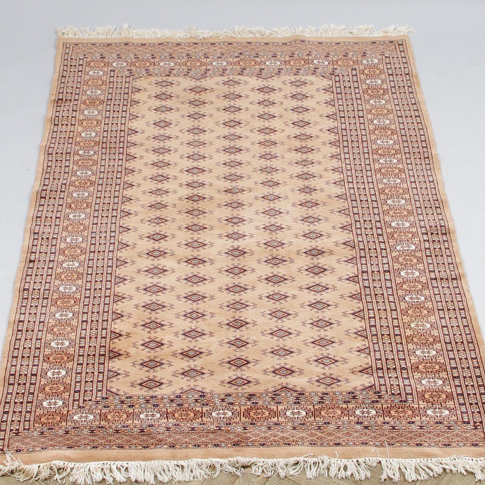 MATTA, orientalisk, 198 x 138 cm.