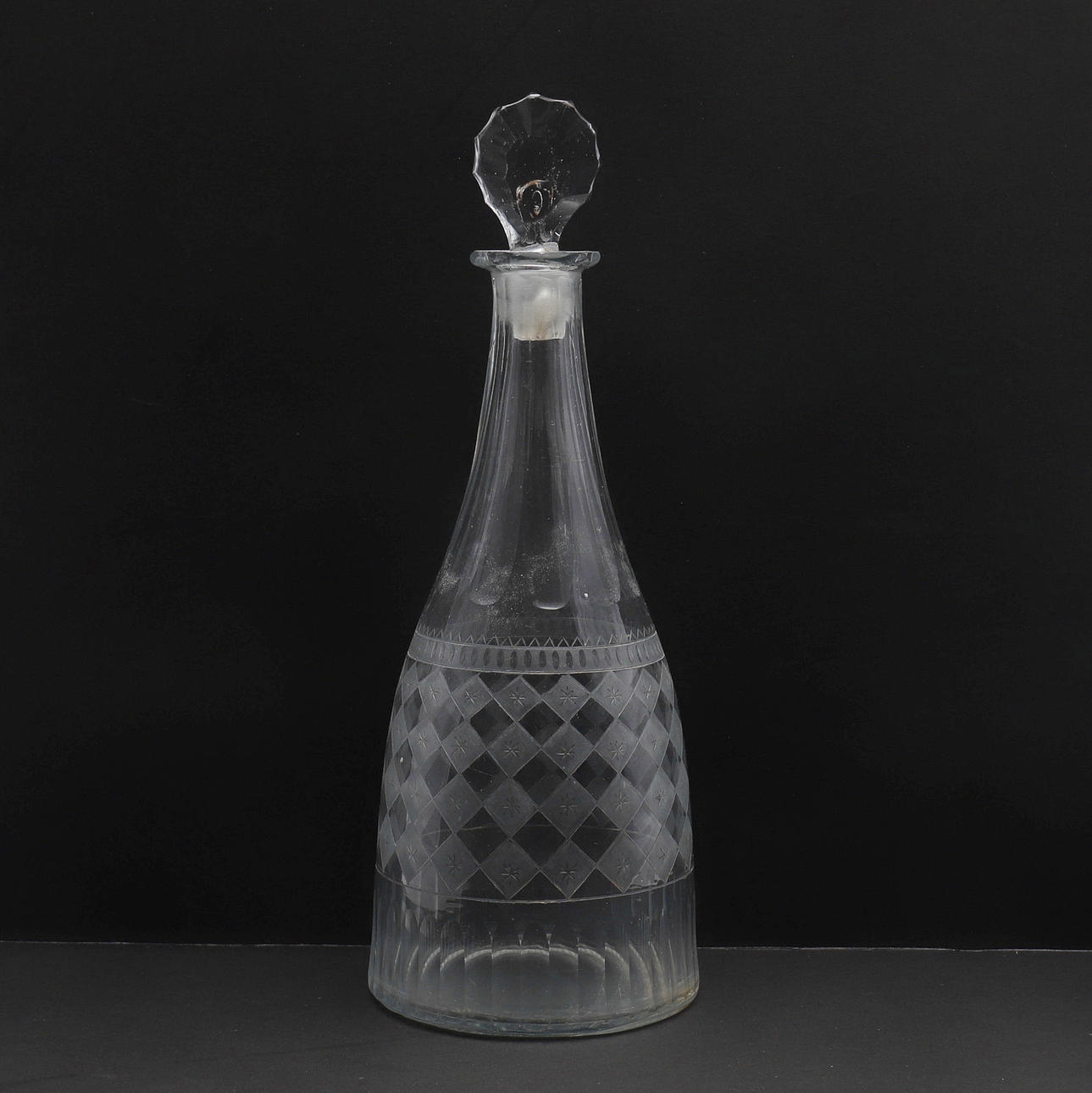 CARAFE, CASIMIRSBORG, LATE 18TH CENTURY.