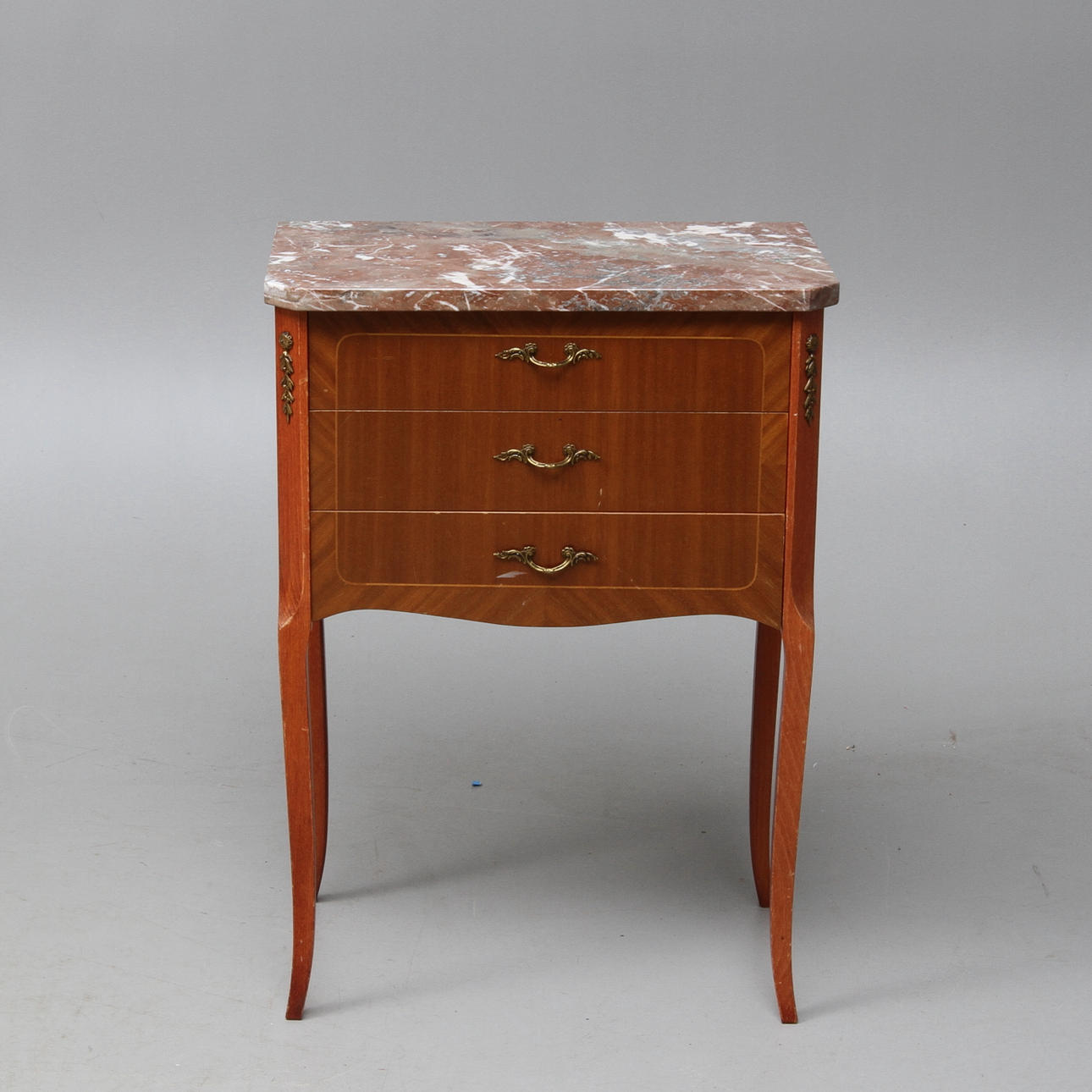 BYRÅ, med stenskiva, Louis XVI-stil, 1900-tal.