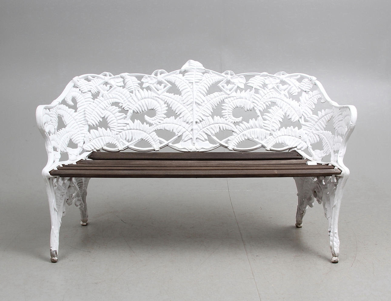 TRÄDGÅRDSOFFA, ormbunksmönster.