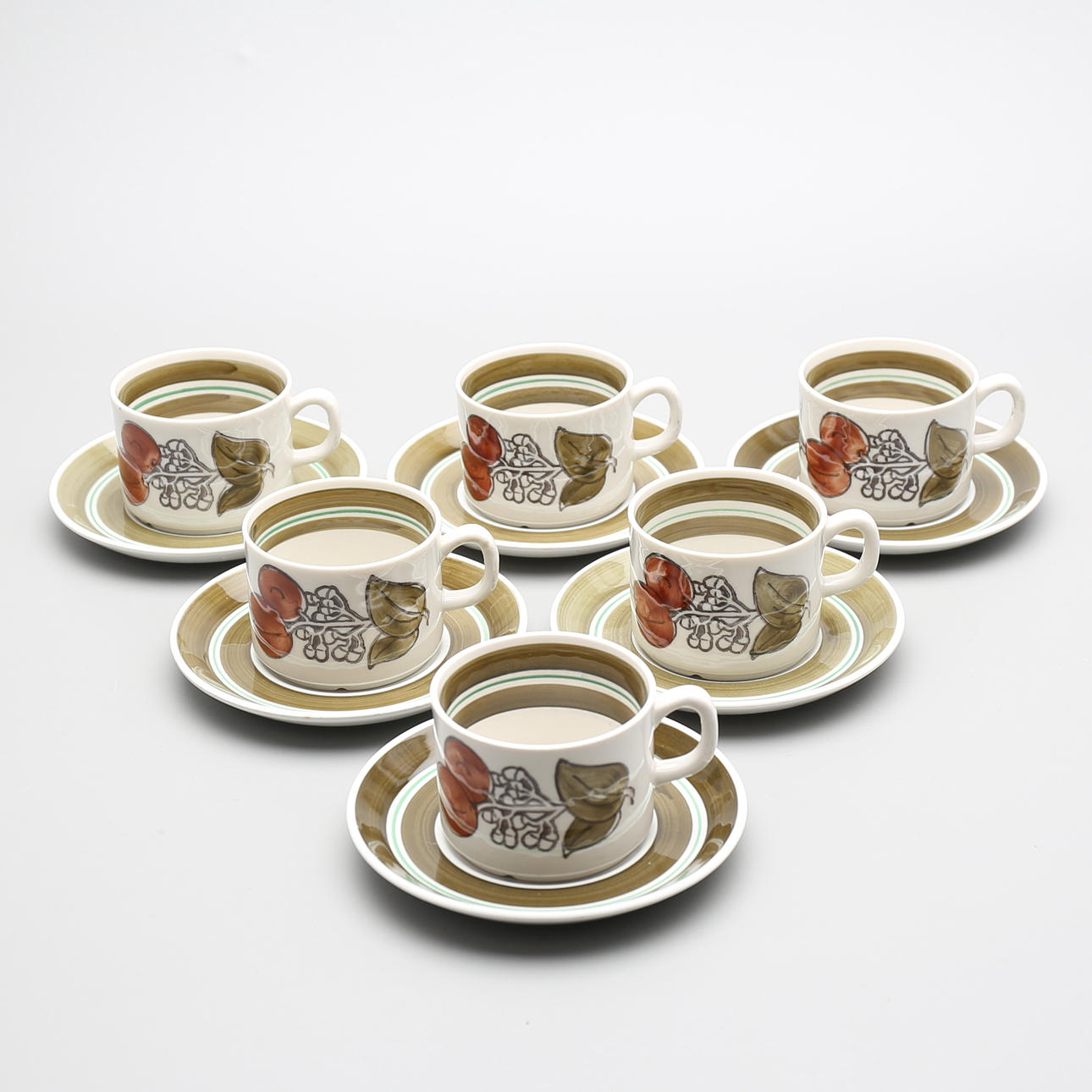 KAFFEKOPPAR och FAT (6), "Julia", Gefle, Jackie Lynd, 1976.