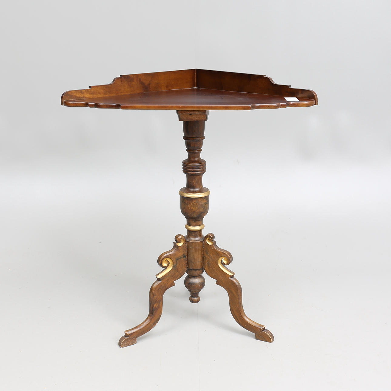 HÖRNBORD, 1800-tal.