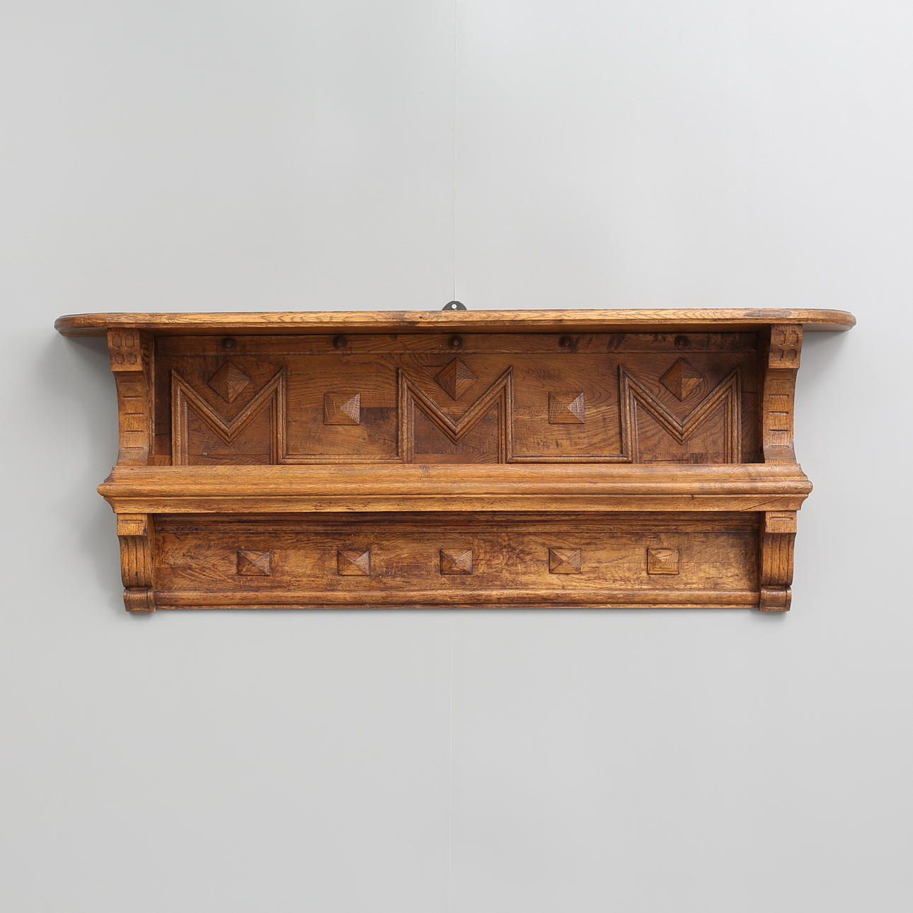 VÄGGHYLLA/TALLRIKSHYLLA, 18-1900-tal.