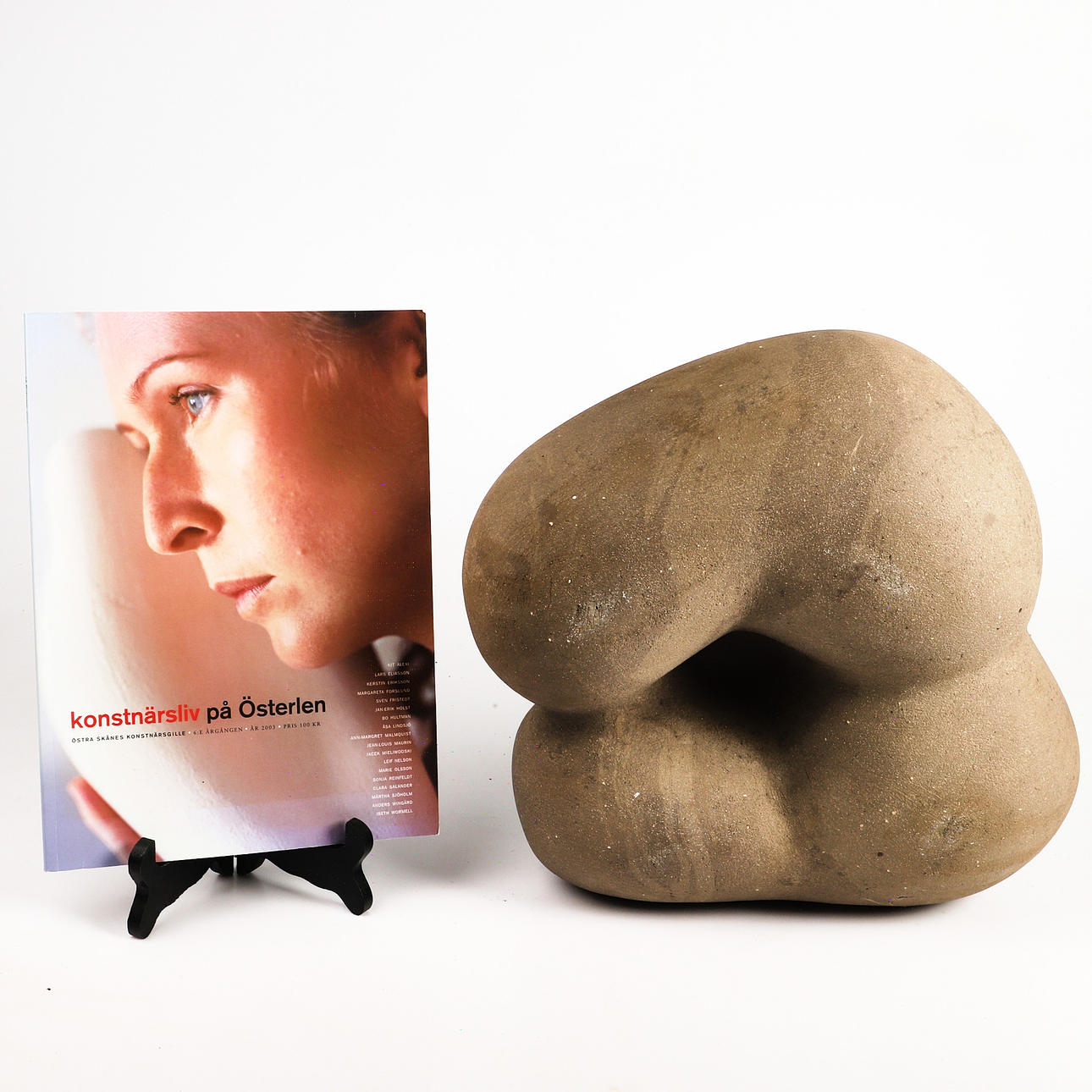 ÅSA LINDSJÖ. Skulptur, stengods.