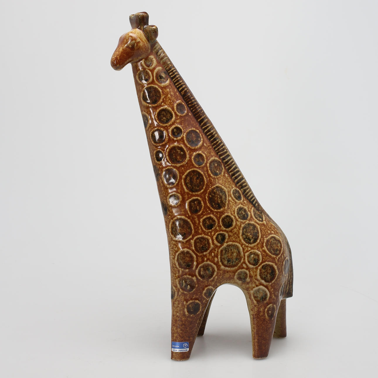 LISA LARSON. Figurin i stengods, giraff, Gustavsberg, signerad Lisa L.