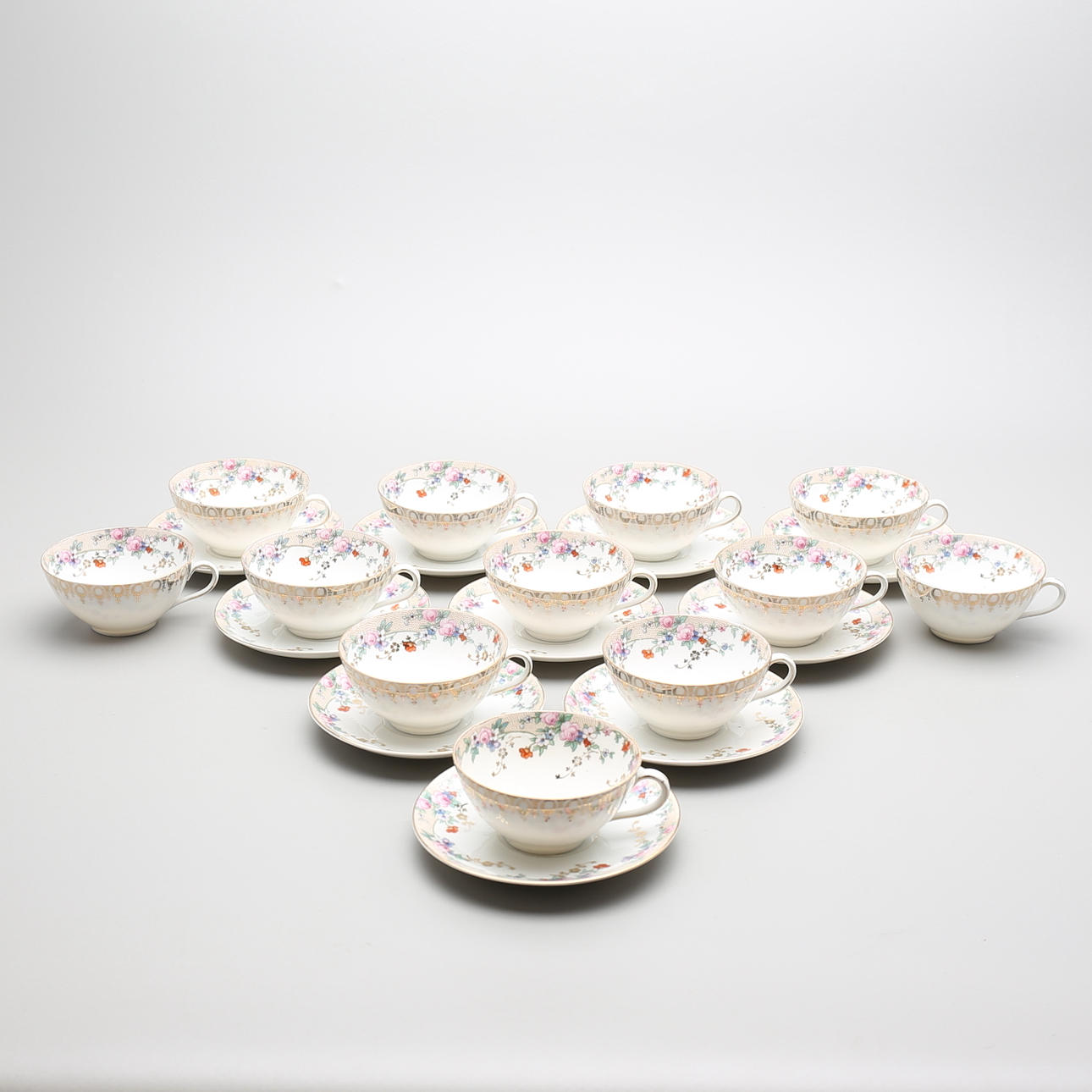 KAFFEKOPPAR med FAT (12), porslin, Altrohlau, 1900-tal.