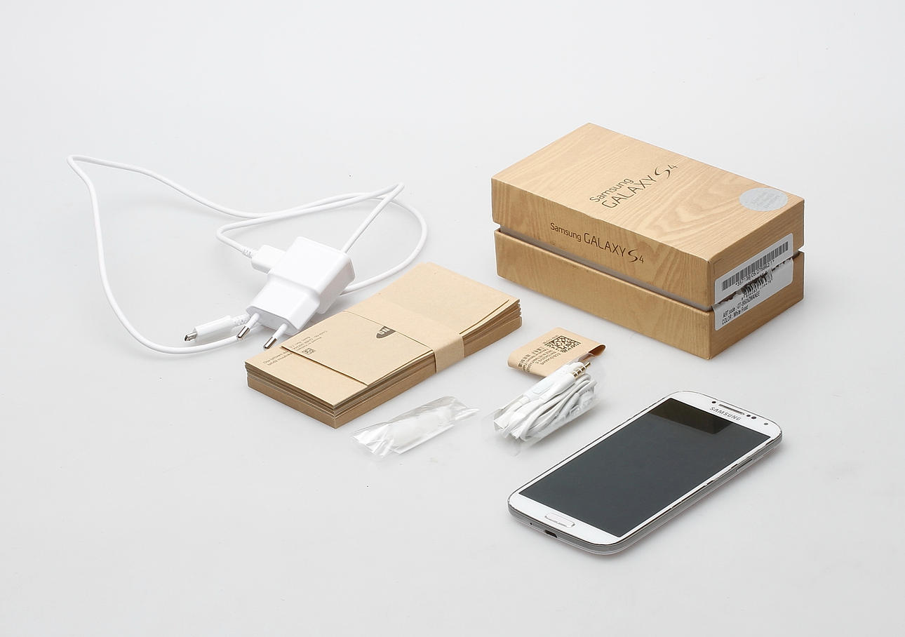 MOBILE PHONE, Galaxy S4, Samsung.