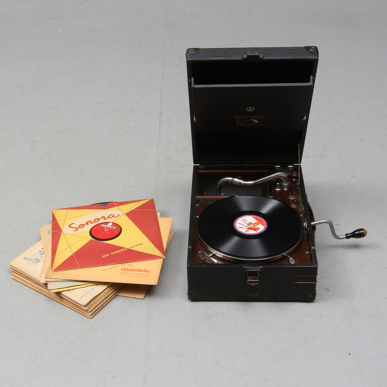 RESEGRAMMOFON His Masters Voice.