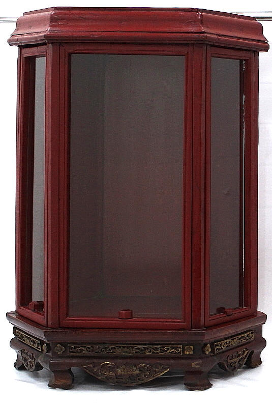 SKÅP Kina 1900-talets mitt.