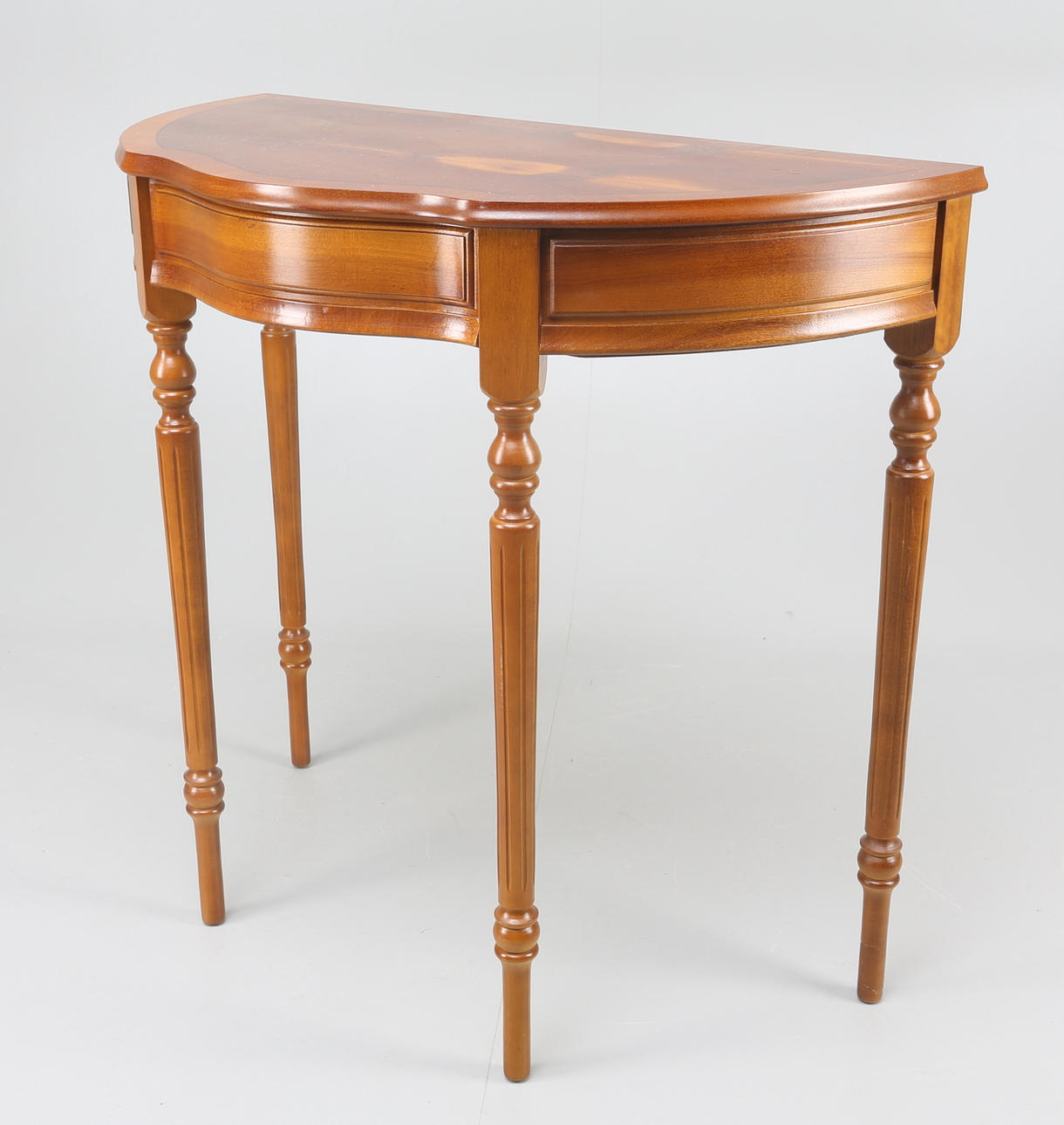 HALVBORD, Rokokostil, 1900-tal.