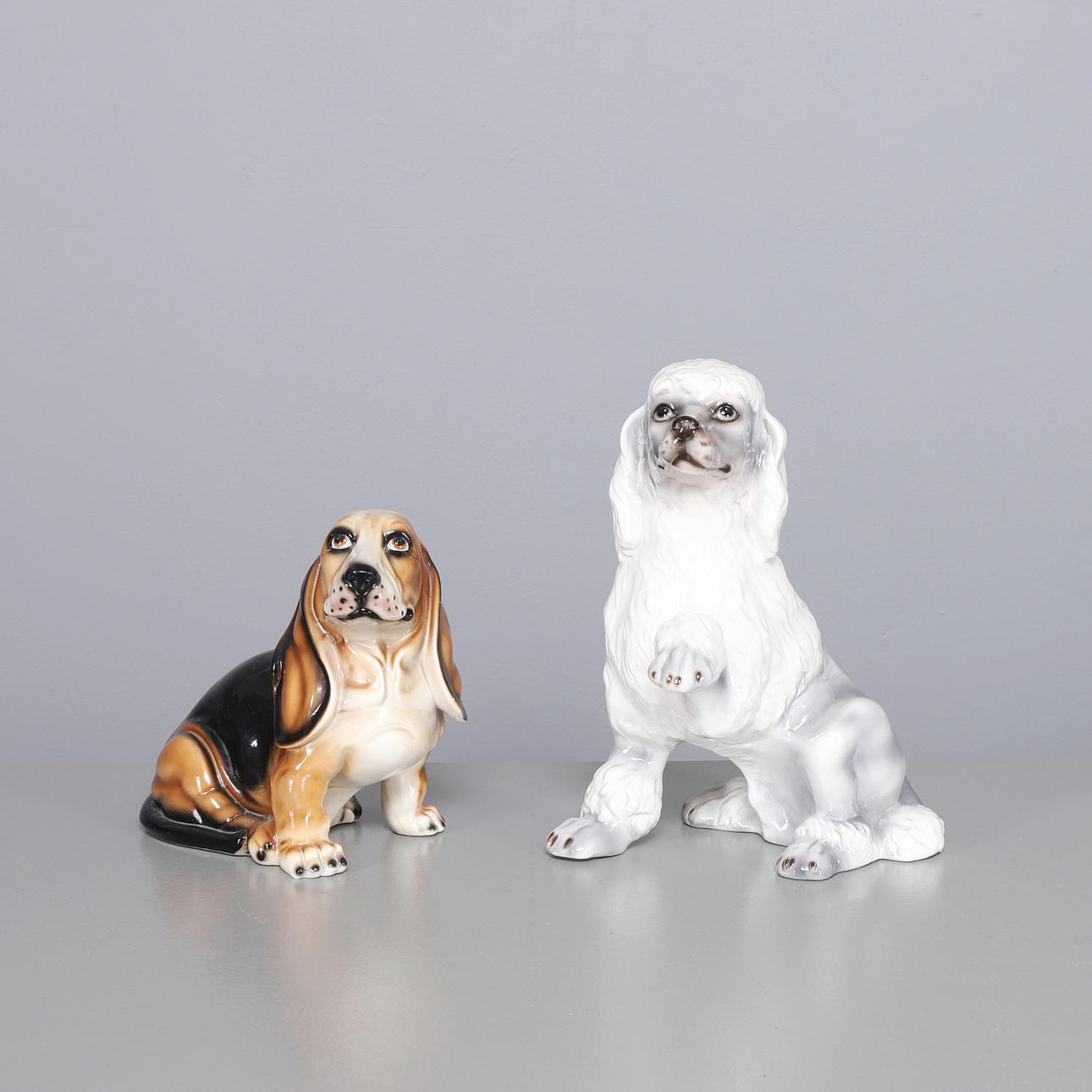 FIGURINER, 2 st. stora hundar.